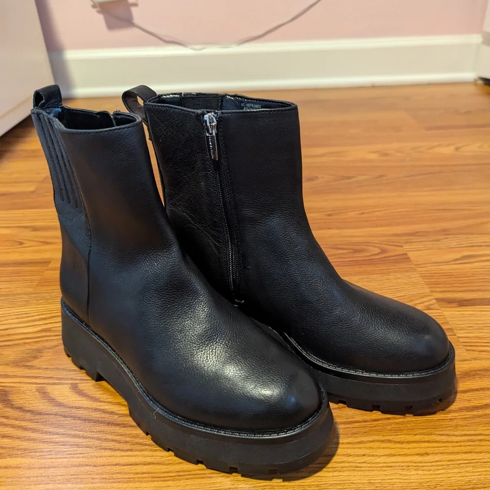 Vince Camuto Neframes Bootie